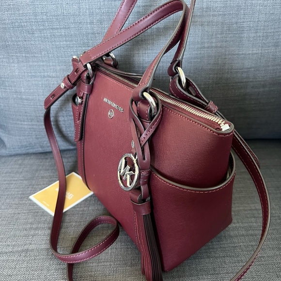 NWT MICHAEL KORS SULLIVAN SMALL CONVERTIBLE TOP ZIP LEATHER TOTE - Picture 4 of 11